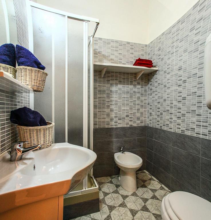 Albergo Aurora カリアリ 部屋 写真