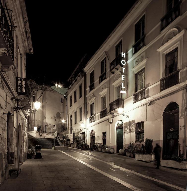 Albergo Aurora カリアリ エクステリア 写真